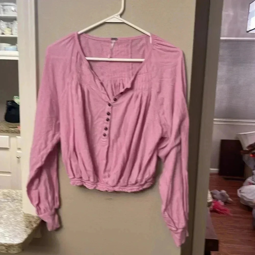 Free People pink pheasant crop top blouse size M